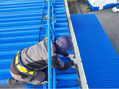 Обогрев кровли: система снеготаяния и защита от наледи для вашего дома